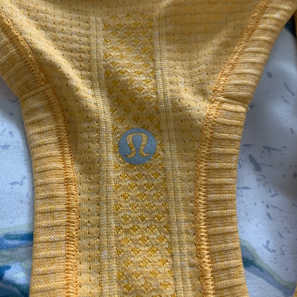 Lululemon Athletica Swiftly Tech Racerback tank Top size 6 - Picture 9 of 9